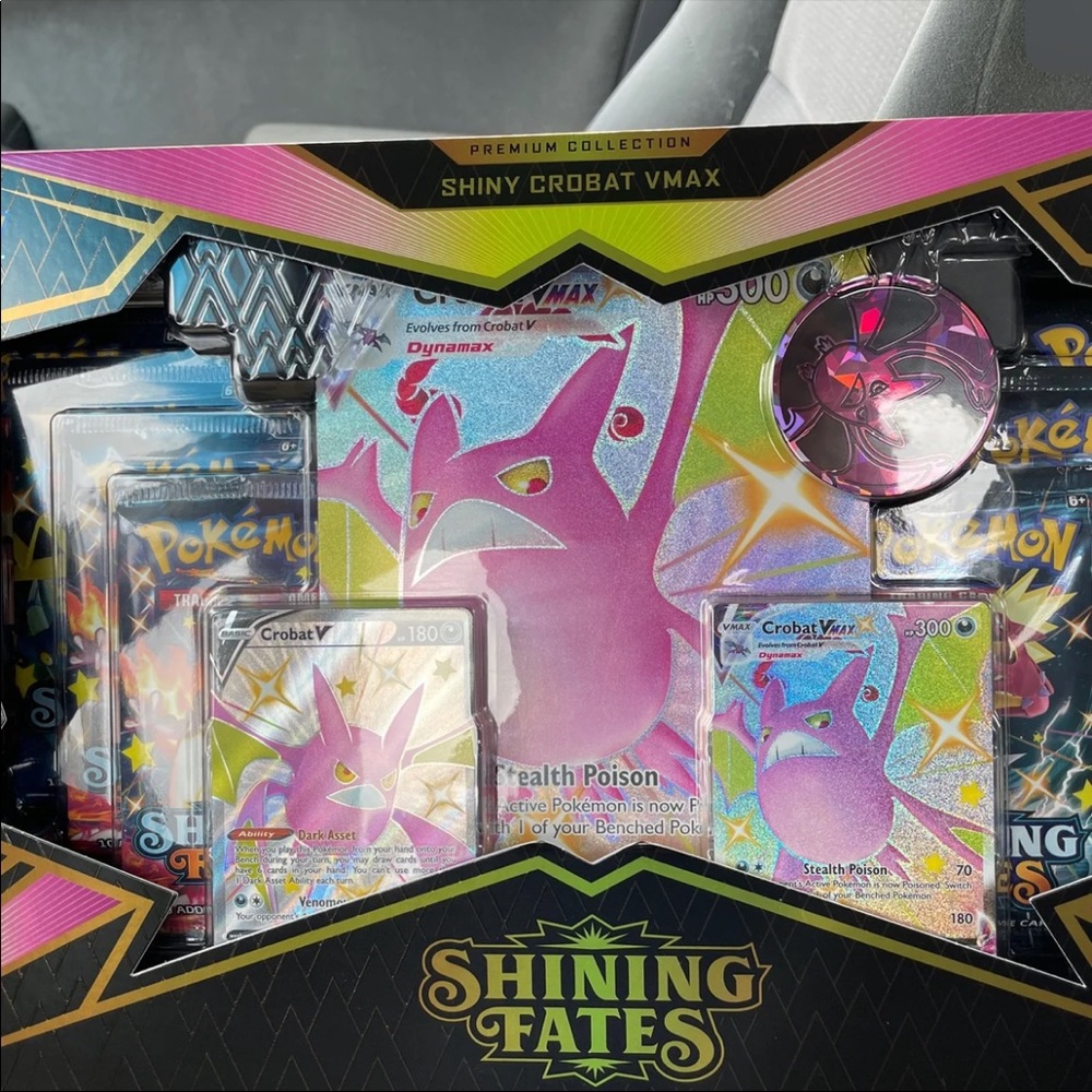 Pokémon Shining Fates Crobat Vmax box set